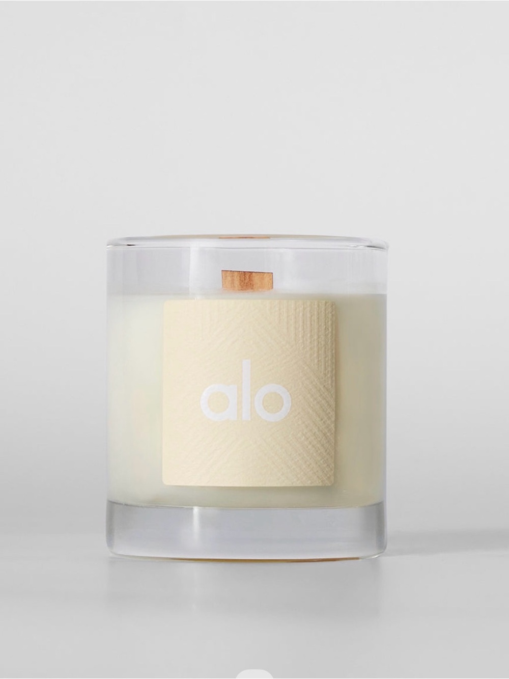 Alo yoga Signature Candle - new! 2 oz